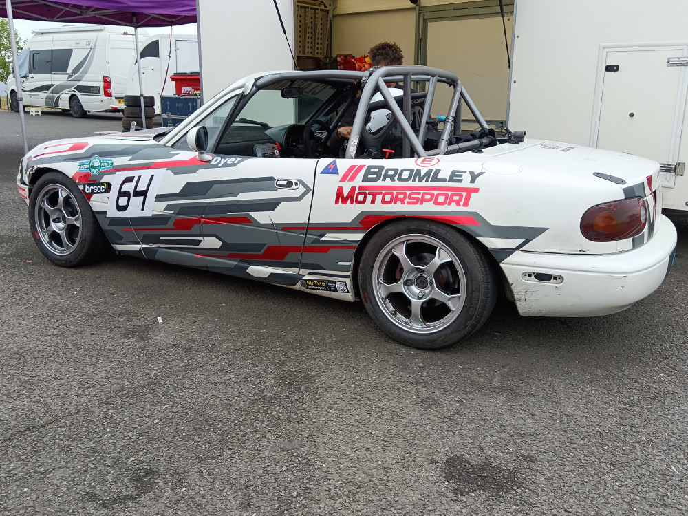 Donovan Dyer, a 24-year-old racer from Shepton Mallet, seeks £5,000 via GoFundMe after an engine blowout at Oulton Park jeopardises his debut racing season.