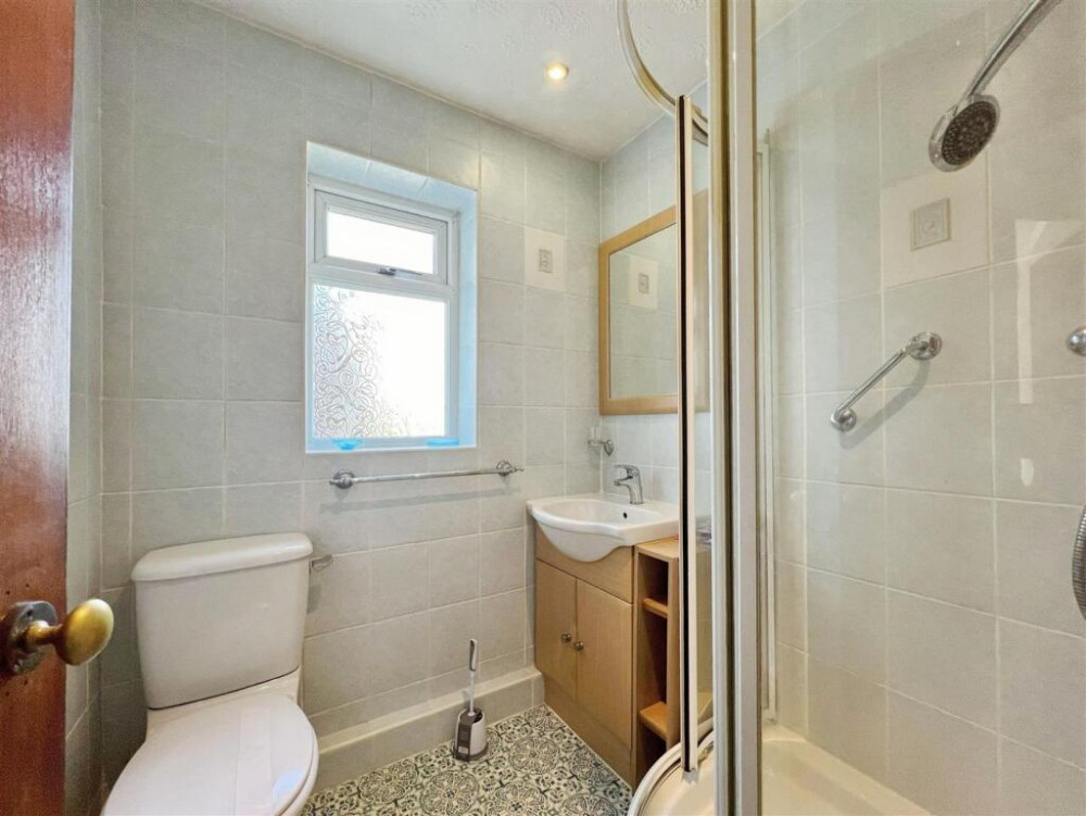 Bathroom (Credit: Stephenson Browne) Bathroom (Credit: Stephenson Browne)