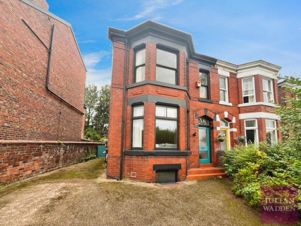 Julian Wadden presents their property of the week - this beautiful four-bed semi-detached with period features in Davenport (Image - Julian Wadden) Julian Wadden presents their property of the week - this beautiful four-bed semi-detached with period features in Davenport (Image - Julian Wadden)