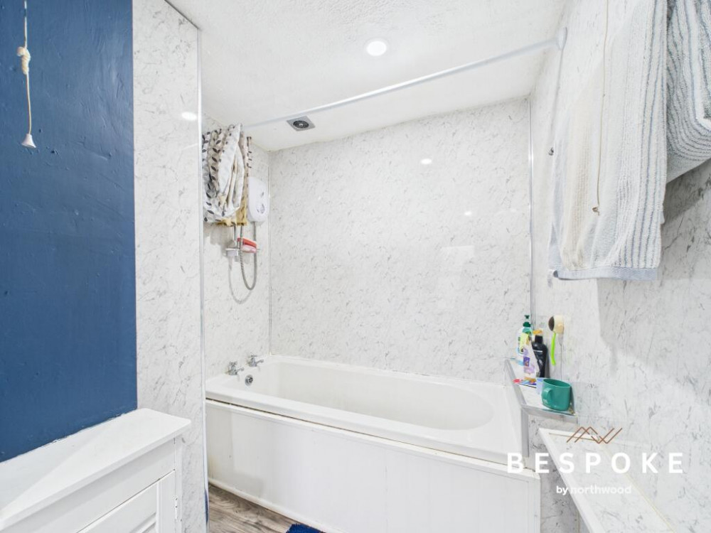 Bathroom (Credit: BESPOKE by Northwood) Bathroom (Credit: BESPOKE by Northwood)