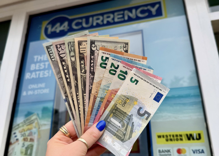 Get your holiday money at Cashbrokers in Leamington Spa (image via Cashbrokers)