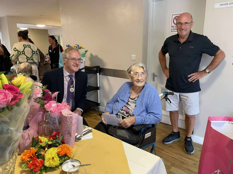 Mrs Dorothy Woods celebrated her 102nd birthday with a visit from Sandbach deputy mayor, Cllr Sam Corcoran. (Photo: Turnpike Court Residential Care Home)