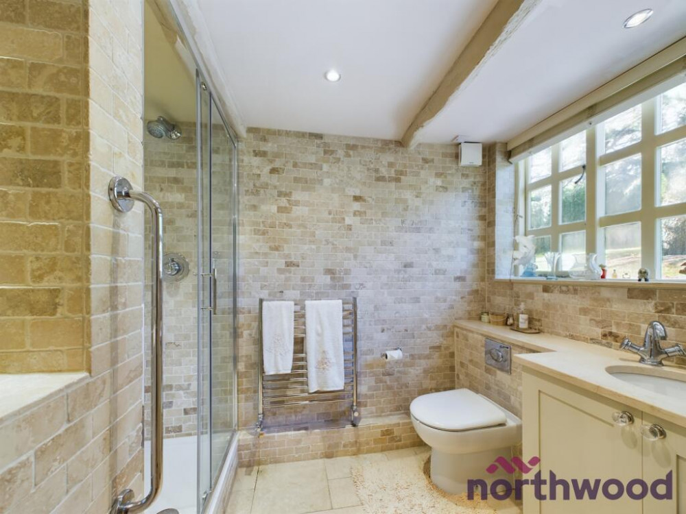 Master bedroom's en-suite (Credit: Bespoke by Northwood)
