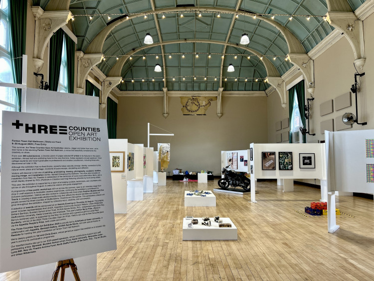  The Three Counties Open Art Exhibition at Fenton Town Hall starts today, 9 August. (Keele University)