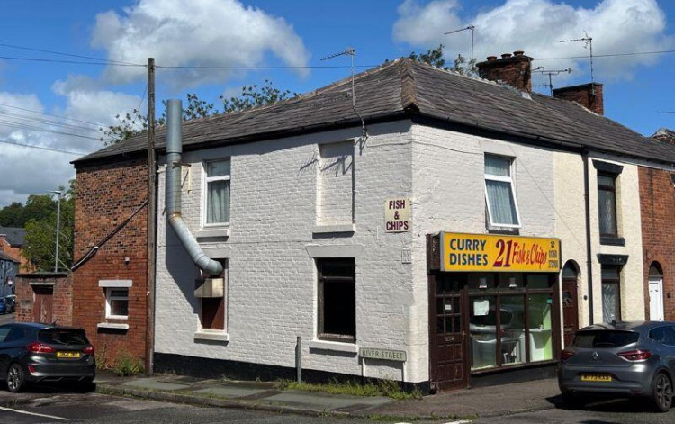 21 Fish & Chips is up for sale (Credit: Rightmove/Timothy A Brown)