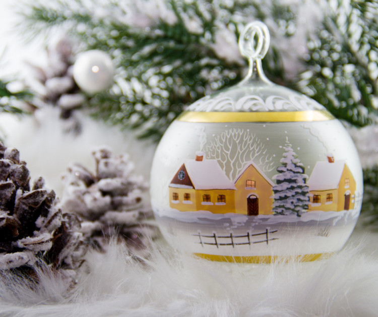 Christmas Crafternoon – Bauble Painting Christmas Crafternoon – Bauble Painting