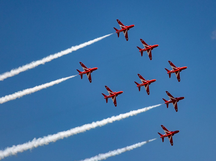 The Red Arrows will be flying over Packington and Willesley to mark the 80th anniversary of VJ Day (Photo: Wiki Commons)