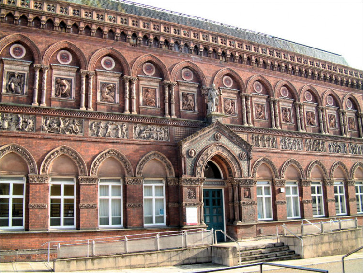 Walking Tour – Potters of Burslem Walking Tour – Potters of Burslem