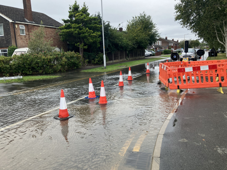 Workers from United Utilities are at the junction of Jacksons Lane and Arundel Avenue in Hazel Grove addressing a water leak (Image - Declan Carey LDRS)