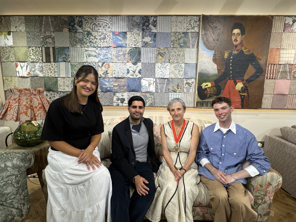Deputy Mayor Councillor Clare Vollum officially opened Sofas & Stuff’s new Hill Street showroom (credit: Sofas & Stuff).