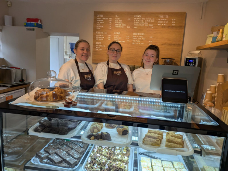 Owner Amey with her aunt Rachel (left) and cousin Sophie far right. (Photo: Nub News)   
