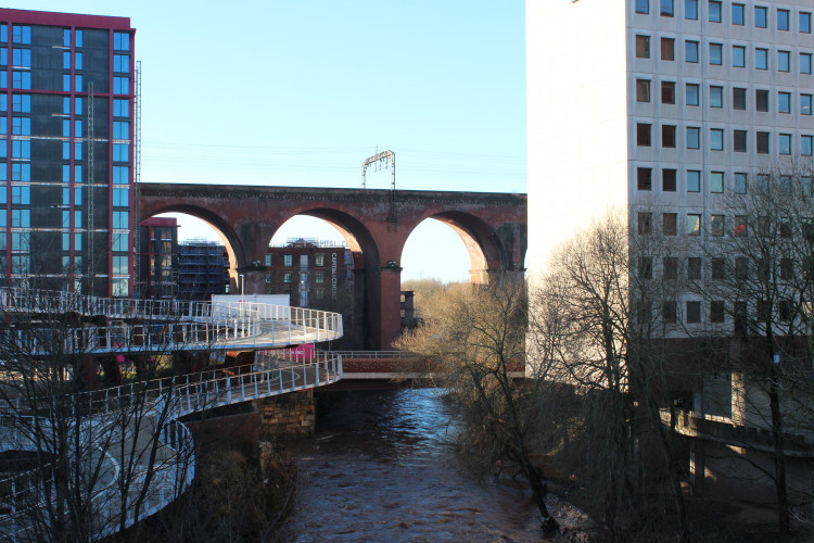 Residents of Stockport are concerned that plans to build new apartments around the Viaduct could obscure views of the historic landmark (Image - Nub News)