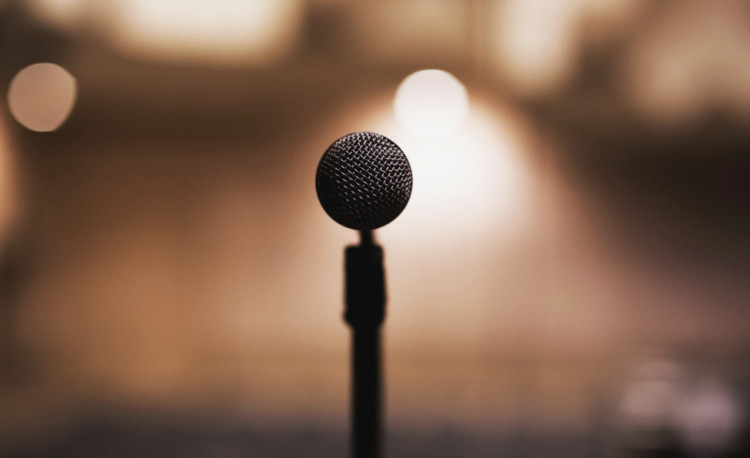 Time is running out to secure a spot in one of the excellent writing workshops at this year’s South Warwickshire Literary Festival (image via pixabay)