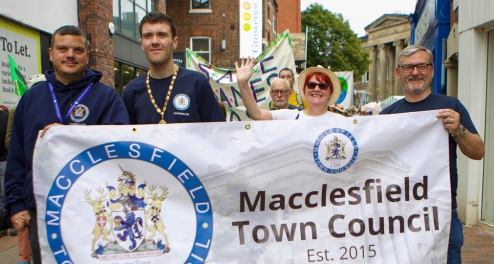 Macclesfield town councillors at the 1261 Parade (Credit: MTC) Macclesfield town councillors at the 1261 Parade (Credit: MTC)