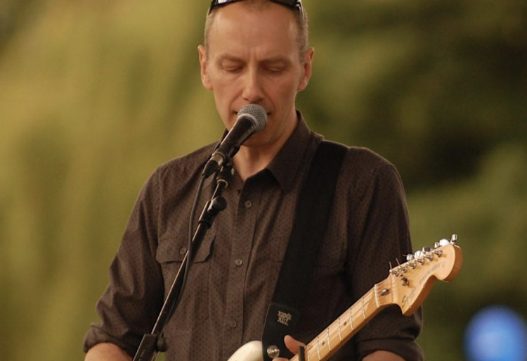 Join Andrew Higgins at the Windmill Tap on 29 August as he plays an acoustic set. 