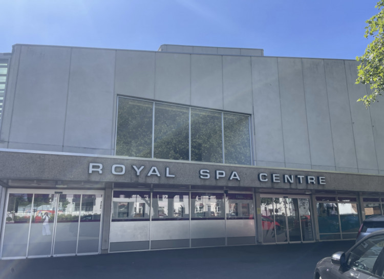 Leamington's Royal Spa Centre will celebrate 50 years of Pink Floyd's album 'Wish You Were Here' (image via Nub News)