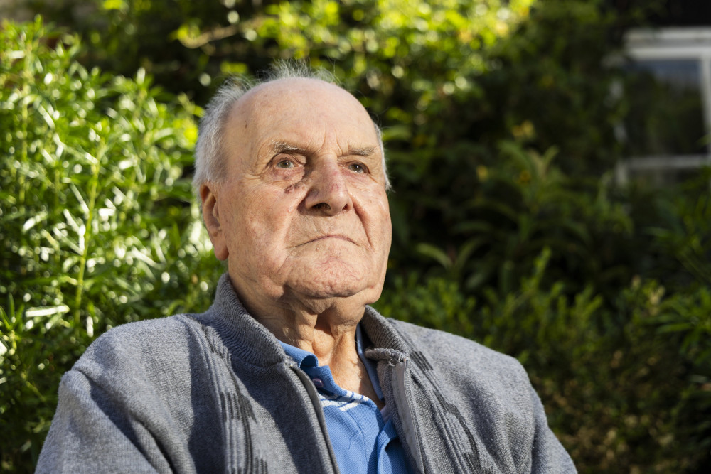 Don Butt, 100, a D-Day vet, seeks the French Légion d'honneur. (All photos: SWNS) Don Butt, 100, a D-Day vet, seeks the French Légion d'honneur. (All photos: SWNS)