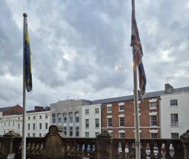Union Jack and Ukraine flags flying on Leamington Town Hall (image supplied)