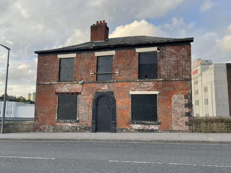 The former Wellington Inn / Ups N Downs pub on Wellington Road South is up for sale for £700,000 (Image - Nub News)