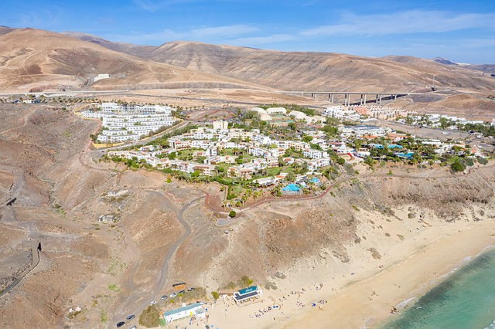 An 11-year-old girl from Crewe has died, after being found unresponsive in a hotel swimming pool while on holiday in Esquinzo, Fuerteventura (Wiki Commons). An 11-year-old girl from Crewe has died, after being found unresponsive in a hotel swimming pool while on holiday in Esquinzo, Fuerteventura (Wiki Commons).