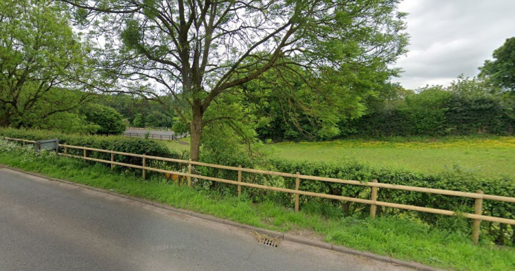 Plans to build up to eight homes in the Green Belt at Madeley Heath are recommended for approval. (LDRS/Google)