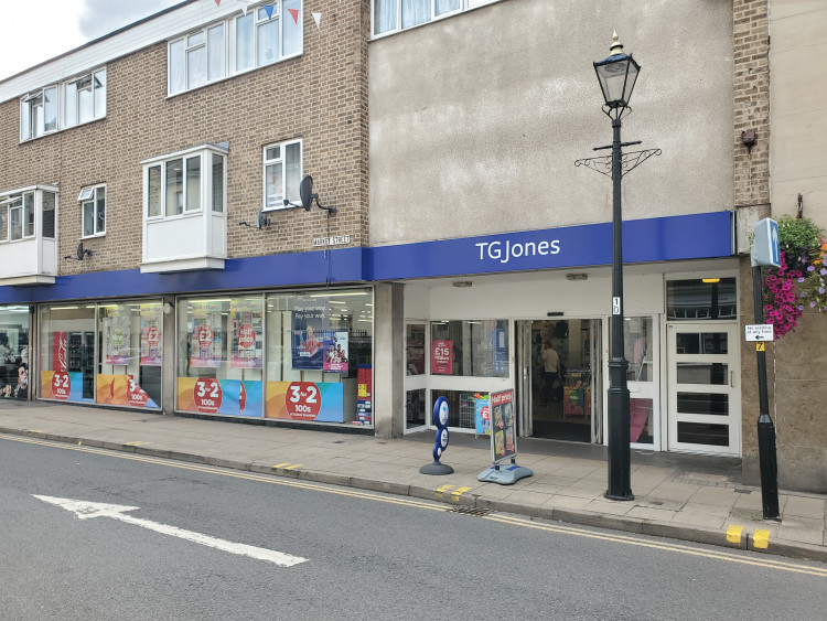 The new TGJones signs have been installed in Warwick (image via Geoff Ousbey)