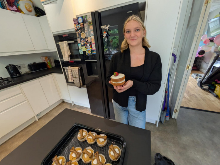 Alsager sixth-form student, Tia Bradbury, has launched a business making cakes for dogs to help fund a trip of a lifetime. (Photo: Nub News)