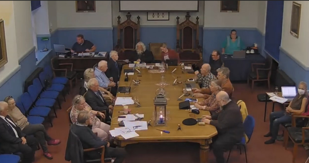 Councillors at the town council meeting in Glastonbury. (YouTube) 