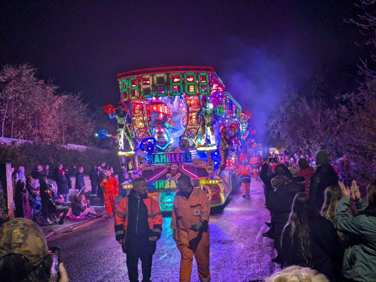 Glastonbury Chilkwell Carnival returns on Saturday, 15 November 2025 at 6.45pm. Plan early for prime viewing and parking.