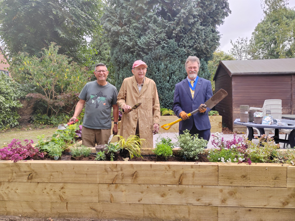Volunteers and local businesses have been supporting Waverley day centre as it gave its garden a makeover (image supplied)