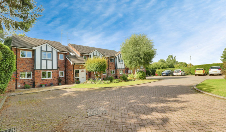 This sensational property has been presented to the highest of standards (Image via: Stephenson Browne)