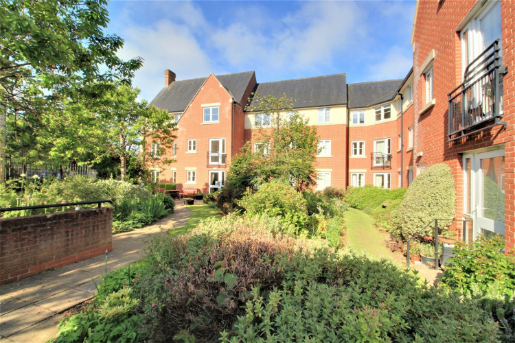 Cavendish Lodge is in the market for a new part-manager. 