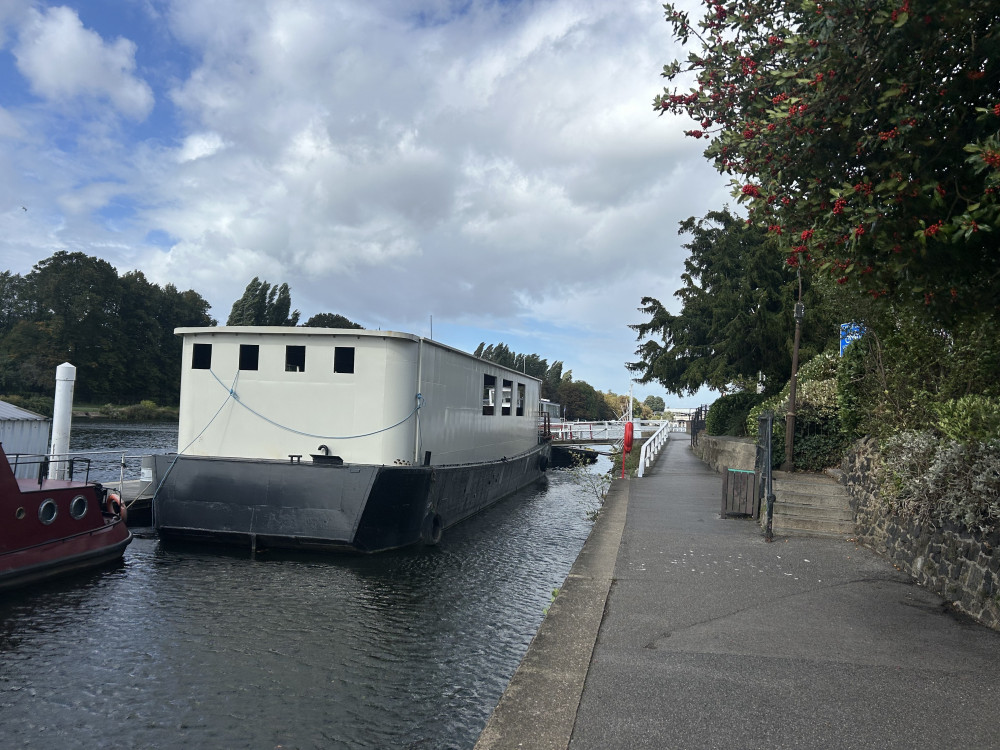 The boat at Town End Pier, in Kingston. (Credit: Charlotte Lillywhite/LDRS)