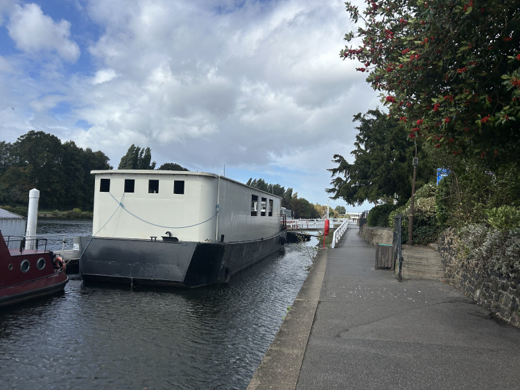 The boat at Town End Pier, in Kingston. (Credit: Charlotte Lillywhite/LDRS)