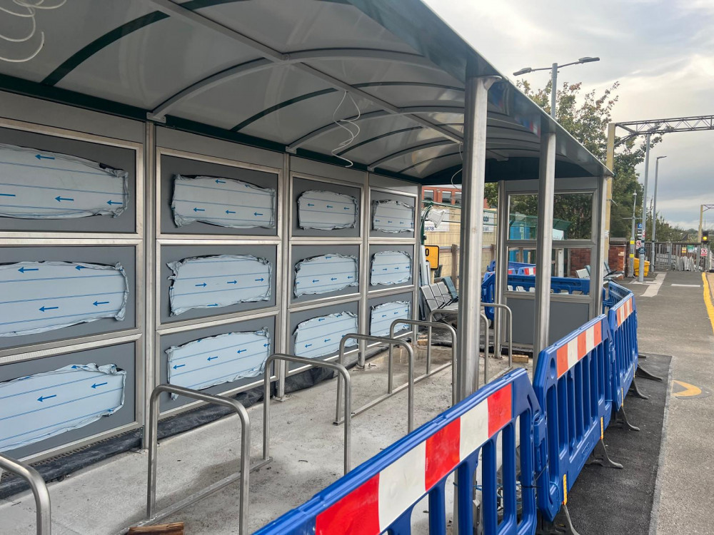 Avanti West Coast has shared an update on Macclesfield station's new cycle storage facility (Credit: Nub News)