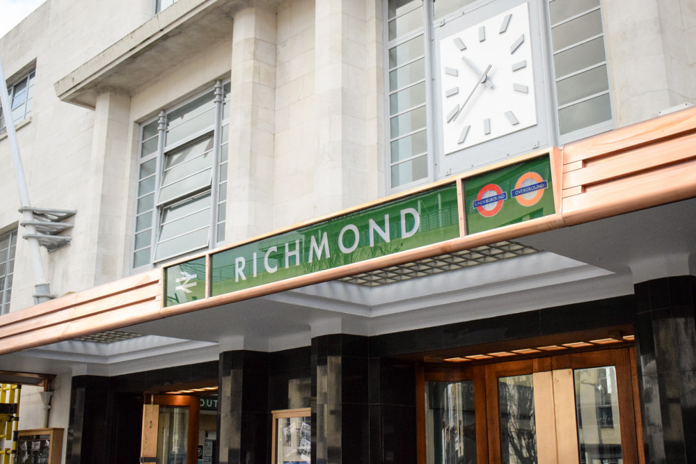 London Overground trains between South Acton and Richmond have been suspended after a fire at Richmond station (credit: South Western Railway).