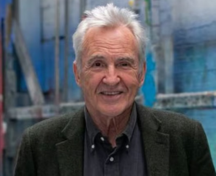 Larry Lamb is visiting Simply Books in Bramhall on 20 November to discuss his new book 'All Wrapped Up' Larry Lamb is visiting Simply Books in Bramhall on 20 November to discuss his new book 'All Wrapped Up'