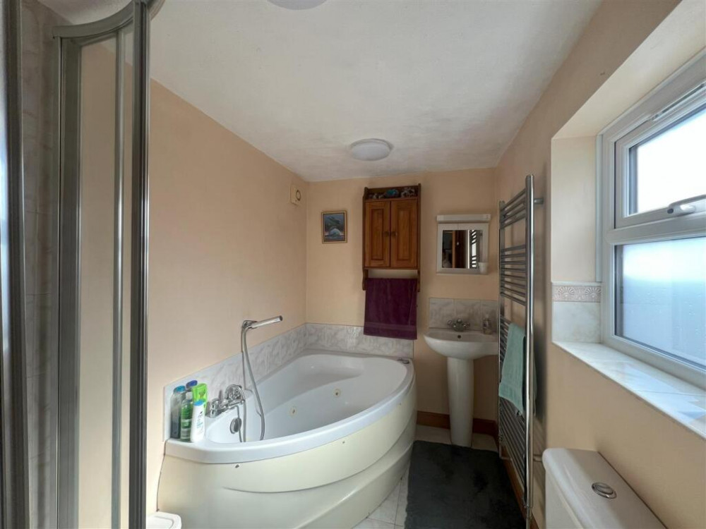 En suite (Credit: Stephenson Browne)