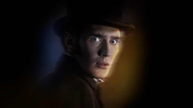 A 22-venue tour of 'The Woman in Black' recently opened at Storyhouse, Chester (Image via: PW Productions)