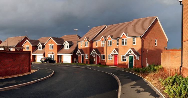 Despite regional declines, Wells house prices rose by 1.98% to £377,391 in July 2025, while nearby areas like Glastonbury saw a 6% drop, per Land Registry.