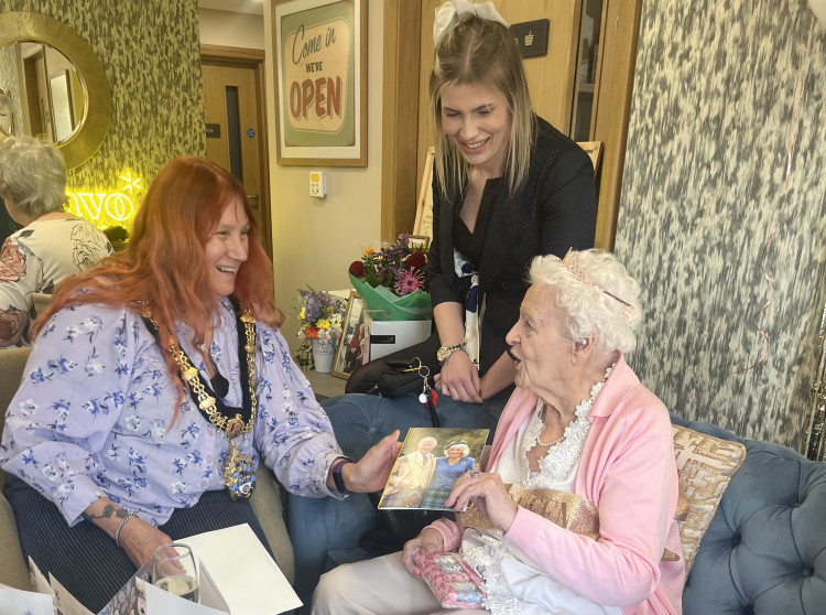 L-R The Mayor of Crewe Cllr Sally Graham, Stephanie Sheer (Home Manager Alexandra Mill), and Irene Schofield, who turned 105 on Tuesday 30 September (Image - Alexandra Mill)