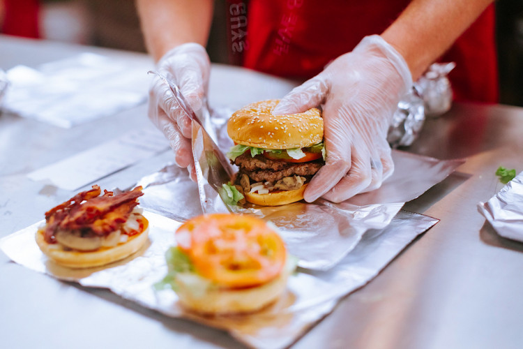 Five Guys is opening a new store at Leamington shopping park on Monday, 6 October (image supplied)