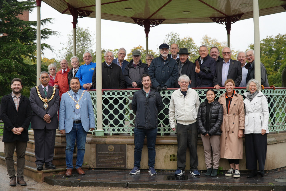 Cllr Naveen Tangri (Chairman of Warwick District Council) with Cllr Ruggy Singh (Mayor of Royal Leamington Spa) with members of the Rotary Club of Royal Leamington Spa at the bandstand in the Pump Room Gardens (image supplied)