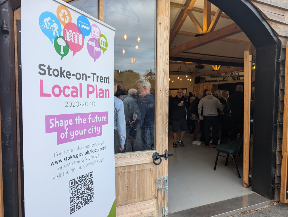 Residents turned out in their hundreds to object to more than 3000 houses in Stoke-on-Trent village. (LDRS)