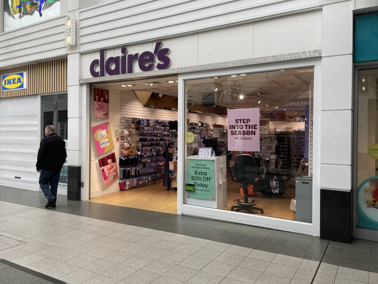 Claire's in Stockport's Merseyway shopping centre has been saved from closure as the fashion accessory chain enters administration (Image - Nub News)