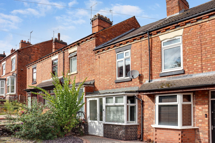 Attractive brick terrace with charming frontage and just a short walk from Ashby’s vibrant town centre