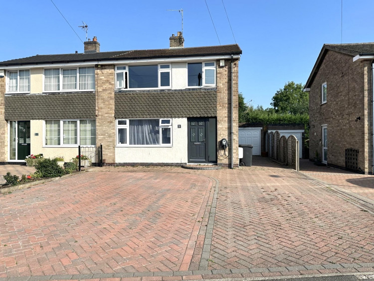 Curb appeal and a quiet life. Tucked away in a peaceful Whitwick cul-de-sac with that huge driveway