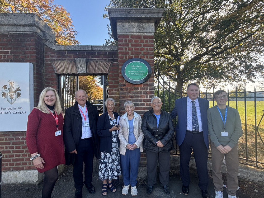 The plaque after its unveiling. The plaque after its unveiling.