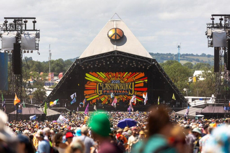 Glastonbury Festival must tighten controls after a report flagged minor dust pollution from construction near Pilton Stream during the 2025 event.