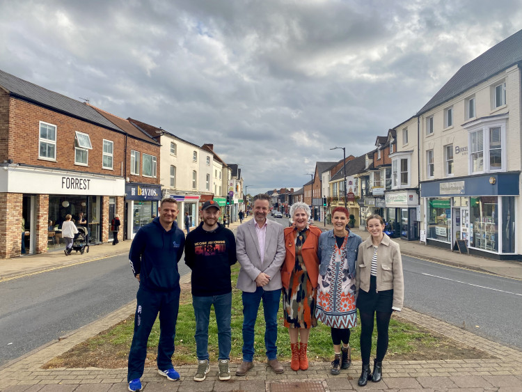 From left - Jonathan Davis (Shires Physio), Ashley Davis (Morning Sunshine), Carl Edmonds (Edmonds), Sandra Guffini (Myton Hospice), Judy Brook and Charlotte Vaughan (Kenilworth Books)